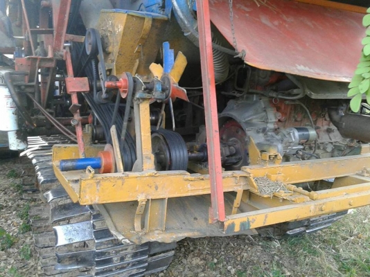 ขายรถเกี่ยวข้าว เครื่องอีซูซุ205แรง อุ้ม 2.2ตัน สภาพพร้มลงงานได้ปั๊มไดกิ้น22แฝด พร้อมใช้งาน