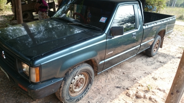 ขาย มิสซู L200. ไซโคล หัวเดี่ยว เดิมๆ สีเดิม เครื่องแน่น คัสซีสวย ภายในครบสวย รถใช้น้อย 260,000 กม. ซื้อใช้ไม่ผิดหวัง