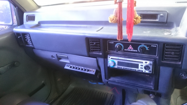 ขาย มิสซู L200. ไซโคล หัวเดี่ยว เดิมๆ สีเดิม เครื่องแน่น คัสซีสวย ภายในครบสวย รถใช้น้อย 260,000 กม. ซื้อใช้ไม่ผิดหวัง