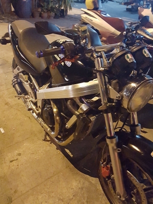 ขาย BROS 400 ทะเบียนแท้ไม่ขาดต่อ 59000 รถสวย สมบูรณ์ เครื่องดี เดินทางไกลได้เลยครับ ทำมาจบแล้วครับ ของแต่งเต็มคันครับ ตามรูปครับ วิ่งดีครับ ขายตามสภาพ สภาพตามรูปครับ