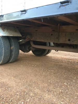 HINO  FD3HHA  รถบรรทุก  6ล้อ ยาว 6 เมตรขาย 580,000