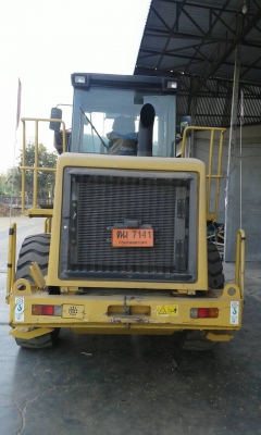 ขายรถตักล้อยาง สภาพดี