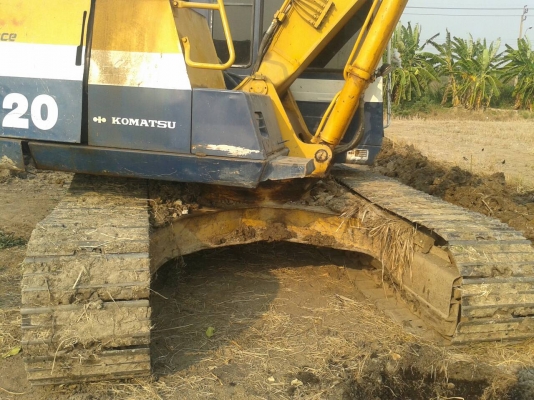 ขายรถแบคโฮ KOMATSU PC120-5 เอกสารเล่มทะเบียน ระบบไฟเต็ม ราคา 740000