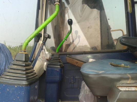 ขายรถแบคโฮ KOMATSU PC120-5 เอกสารเล่มทะเบียน ระบบไฟเต็ม ราคา 740000