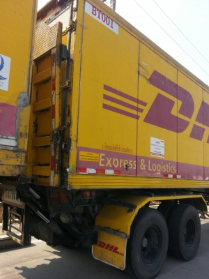 ขายหางเทรลเลอร์ตู้แห้งอู่ช.ทวี ปี 2543 ยาว 12.50 เมตร มีสะพานไฮดรอลิคหลัง ราคา 157000