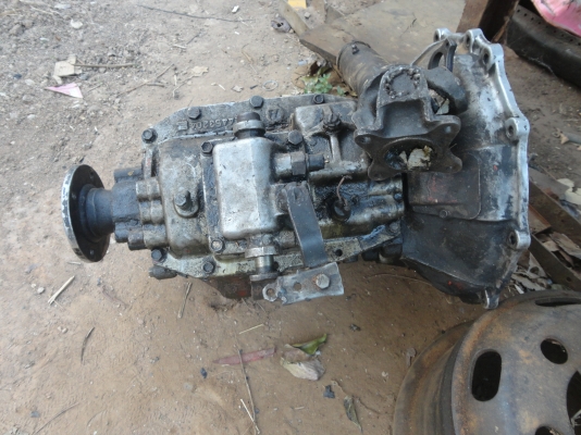 เกียร hinowไว้ทำเกียรกลาง