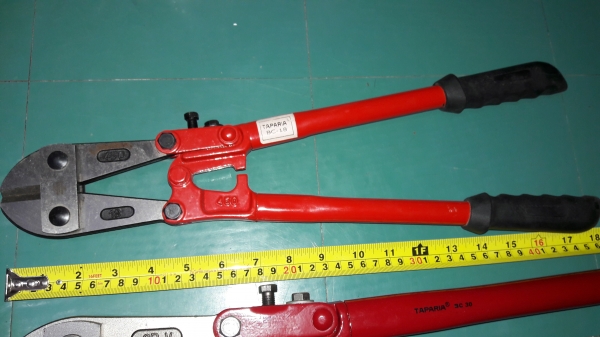 ขายกรรไกรตัดเหล็กยาว18นิ้วและ 30นิ้วTAPARIA Made in India. ขายกรรไกรตัดเหล็กยาว18นิ้วและ 30นิ้วTAPARIA Made in India.