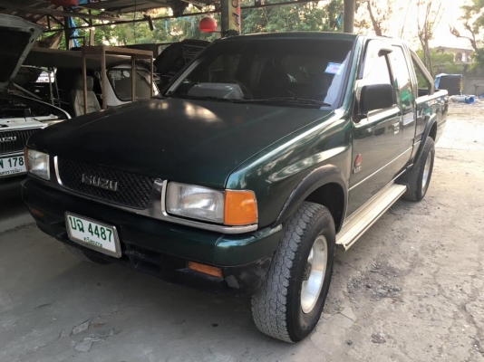 ขายอีซูซุโรดิโอ้เครื่อง 2500 ดีเซล 4x4 ปี 94 เครื่องดีเซล 2500 สภาพเครื่องดีช่วงล่างแน่น เกียร์ โฟลใช้ได้ปกติ รถสวยพร้อมใช้งาน ขาย 139000 โทร 098-1188330 โทร 098-1188330 กันต์