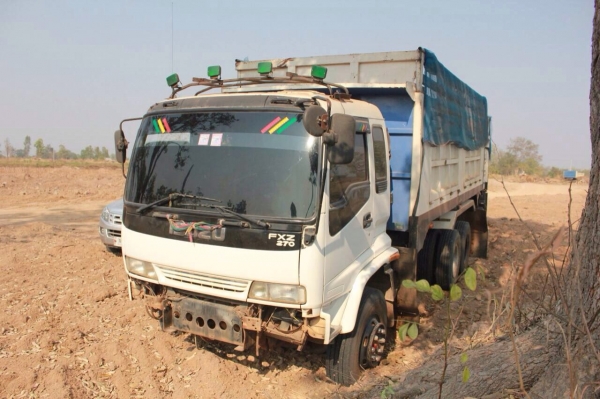 ขายด่วน รถสิบล้อพ่วงดั้มพ์ แม่ลูก  isuzu  deca270  ปี40  สภาพดี พร้อมใช้งาน เอกสารพร้อม