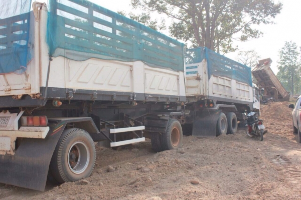 ขายด่วน รถสิบล้อพ่วงดั้มพ์ แม่ลูก  isuzu  deca270  ปี40  สภาพดี พร้อมใช้งาน เอกสารพร้อม