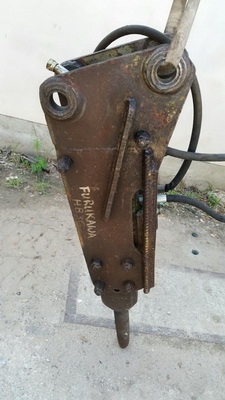 หัวเจาะปูน คอนกรีต เบรคเกอร์ FURUKAWA สำหรับใส่รถขุด แบคโฮ pc 30-40 เก่าญี่ปุ่นครับ