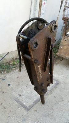 หัวเจาะปูน คอนกรีต เบรคเกอร์ FURUKAWA สำหรับใส่รถขุด แบคโฮ pc 30-40 เก่าญี่ปุ่นครับ หัวเจาะปูน คอนกรีต เบรคเกอร์ FURUKAWA สำหรับใส่รถขุด แบคโฮ pc 30-40 เก่าญี่ปุ่นครับ