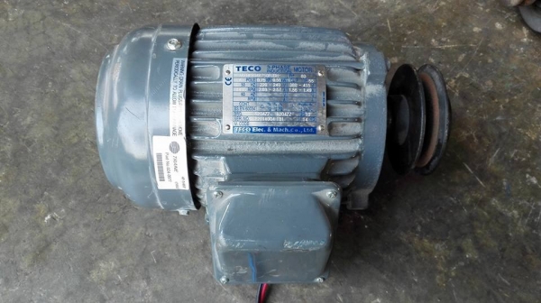 Sell>> มอเตอร์ TECO 0.75 HP. ไฟ 380V. 1405 RPM. สภาพใหม่ใช้งานมาน้อยวิ่งเงียบพร้อมใช้งาน.