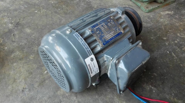 Sell>> มอเตอร์ TECO 0.75 HP. ไฟ 380V. 1405 RPM. สภาพใหม่ใช้งานมาน้อยวิ่งเงียบพร้อมใช้งาน.