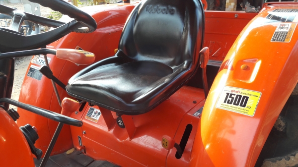 ขายรถไถคูโบต้าL4708ใบมีดผาล4และโรตารี้พร้อมใช้ครับ