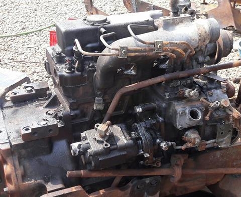 เครื่องยนต์ Kubota  L3408  34แรง 3สูป ตามสภาพ เคื่องไม่ติด