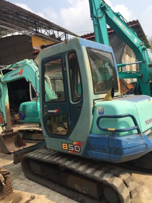 ขายค่ะ รถขุดเล็ก นำเข้าจากญี่ปุ่น Yanma YB50-2 มีตู้ หลุดมัดจำจ้า สภาพดีมาก ใช้งานมาน้อย 3000 กว่าชม ขายค่ะ รถขุดเล็ก นำเข้าจากญี่ปุ่น Yanma YB50-2 มีตู้ หลุดมัดจำจ้า สภาพดีมาก ใช้งานมาน้อย 3000 กว่าชม