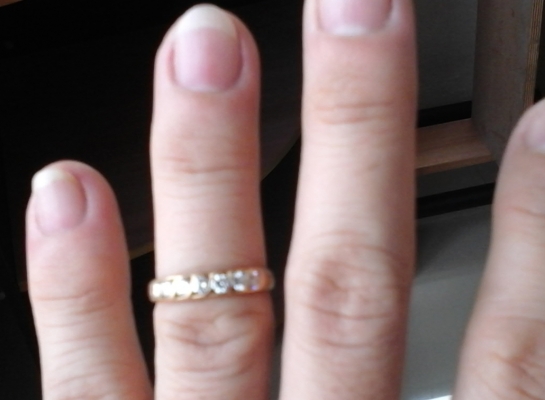 แหวนเพชรแท้ แหวนแถว