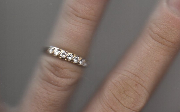 แหวนเพชรแท้ แหวนแถว