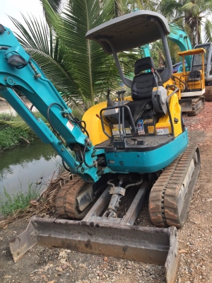 ขายค่ะ Kubota U-30-3s  นำเข้าจากญี่ปุ่น สภาพสวยมาก เครื่องปั้มดี ระะบบดีมาก พร้อมบุ้งกี้