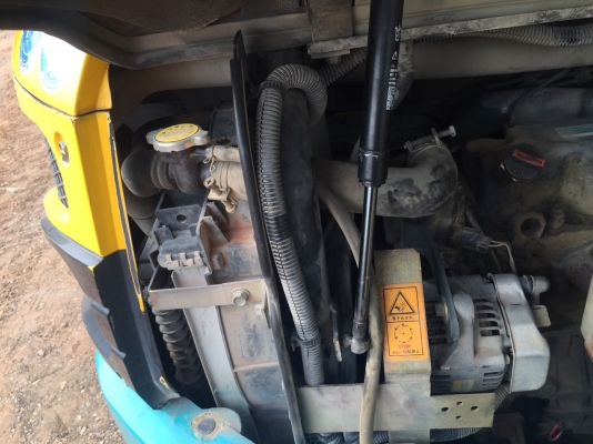 ขายค่ะ Kubota U-30-3s  นำเข้าจากญี่ปุ่น สภาพสวยมาก เครื่องปั้มดี ระะบบดีมาก พร้อมบุ้งกี้