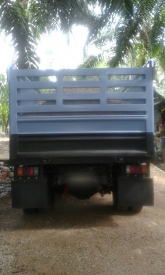 รถอีซูซุ 6 ล้อดั้ม 120 แรงม้า  ปี 40.   ( ฝาดำ )   สนใจติดต่อ  081 - 6079515
