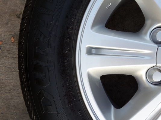 ล้อ all new isuzu ขอบ 15 พร้อมยางป้ายแดงปี 16 ชุดล่ะ 16500