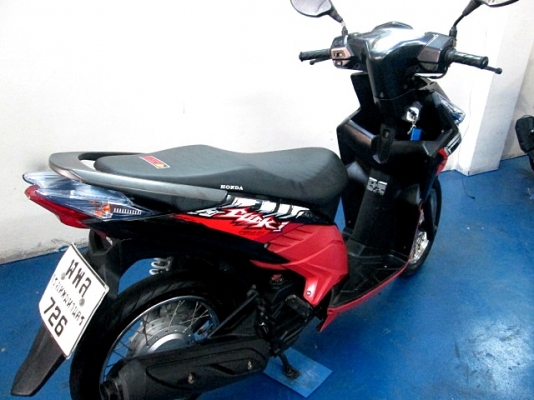 CLICK 110i สีดำแดง ลายสตีท รถบ้านมีเล่มพร้อมโอน รถเครื่องดีประหยัดนํ้ามัน  ฟรีโอนแถม 4 รายการ 19900