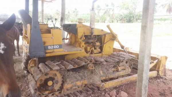 ขายแทรกเตอร์ BD2G รถสวย ด่วน พร้อมใช้งาน มีคันเดียวครับ