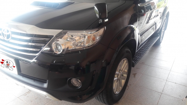 ฟอร์จูนเนอร์ 3.0 D4D VN Turbo Fulltime4WD ปี 2011 ยางใหม่ ไมล์น้อย ฟอร์จูนเนอร์ 3.0 D4D VN Turbo Fulltime4WD ปี 2011 ยางใหม่ ไมล์น้อย