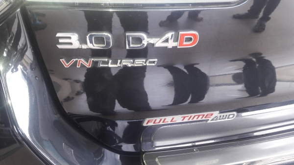 ฟอร์จูนเนอร์ 3.0 D4D VN Turbo Fulltime4WD ปี 2011 ยางใหม่ ไมล์น้อย