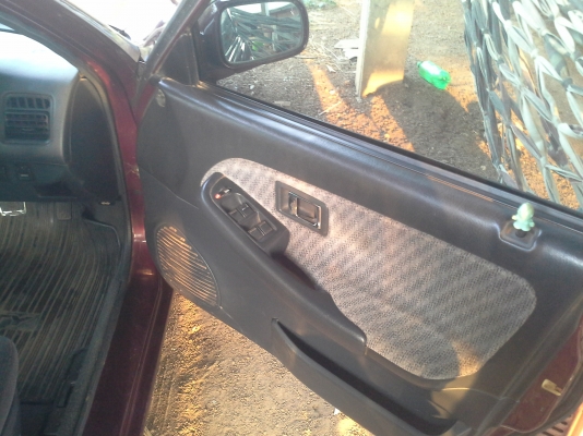 ขายหรือแลกเก๋งฮอนด้าcityปี40