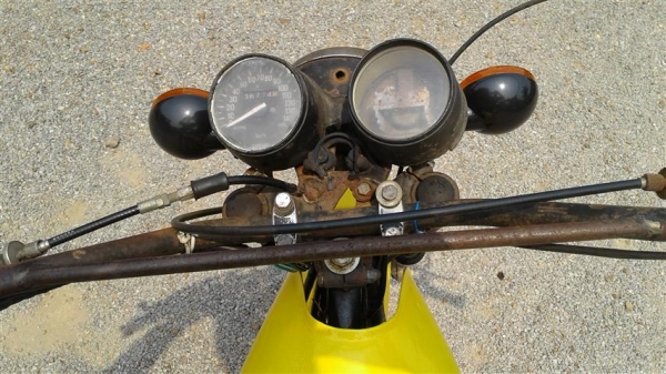 ขาย DT100 มีเล่มไม่ได้ตามชุดโอนเครื่องดีพอใช้อะไหล่ต้องไปเก็บเพิ่มเอง ขาย 9500 บาท