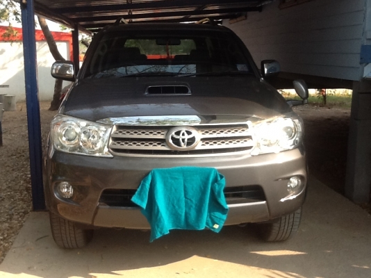 ขายด่วน ฟอทูเนอร์ปี2010รถสภาพใหม่รักษาดี