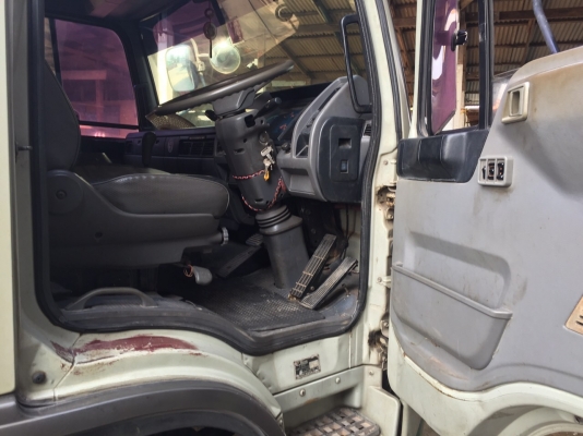 6ล้อกระบะสแตนเลส 195แรง...FF3HJLA-10299 ปี38..รถสวยมาก รถเดิมๆสีเดิม. เล่มพร้อม.