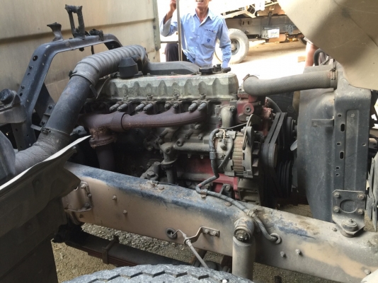 6ล้อกระบะสแตนเลส 195แรง...FF3HJLA-10299 ปี38..รถสวยมาก รถเดิมๆสีเดิม. เล่มพร้อม.