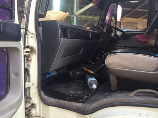 6ล้อกระบะสแตนเลส 195แรง...FF3HJLA-10299 ปี38..รถสวยมาก รถเดิมๆสีเดิม. เล่มพร้อม.