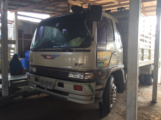 6ล้อกระบะสแตนเลส 195แรง...FF3HJLA-10299 ปี38..รถสวยมาก รถเดิมๆสีเดิม. เล่มพร้อม.