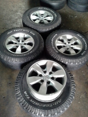 ล้อ Vigo + BF All 265/70/16 ปลายปี11 สภาพดี 1ชุด