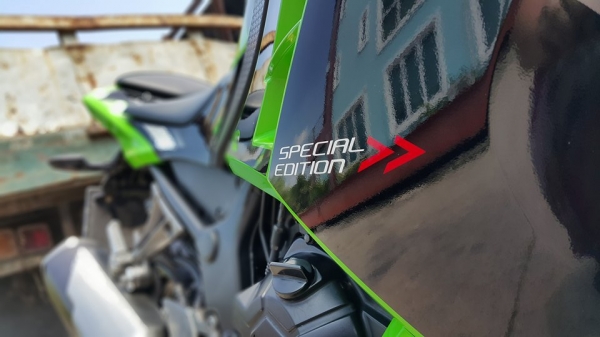 Ninja300 2013 Special Edition วิ่ง 9000 กิโล พร้อมใช้ ต่อรองราคาได้ครับ Ninja300 2013 Special Edition วิ่ง 9000 กิโล พร้อมใช้ ต่อรองราคาได้ครับ