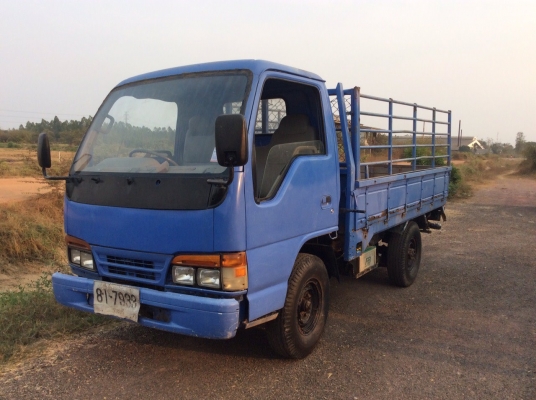 ISUZU 4 ล้อ เครื่องดีชัชชสวย หัวไม่ผุ ขาย 110,000 บาท ช่างเหน่ง 089-5367218