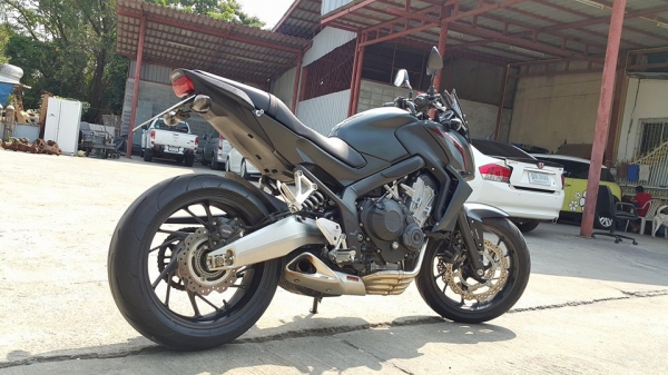 CB650F 2014 วิ่งน้อยมาก ยางโตมิชลินใหม่ ไม่แพง ต่อรองราคาได้ครับ CB650F 2014 วิ่งน้อยมาก ยางโตมิชลินใหม่ ไม่แพง ต่อรองราคาได้ครับ