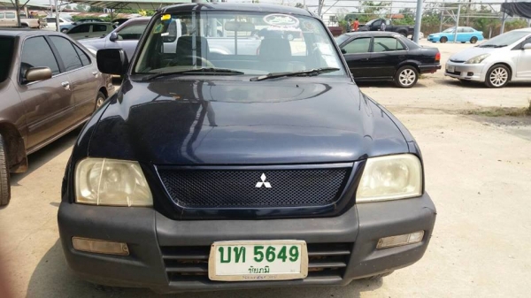 ขาย สตาด้า 2500cc สวยเดิมบางปี2004 ขาย 99000สนใจโทร 0805669540 - 0866668500