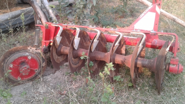 ขายตามสภาพพาน6CMTใบ24นิ้วติดมากับรถไถยันมาร์49แรง