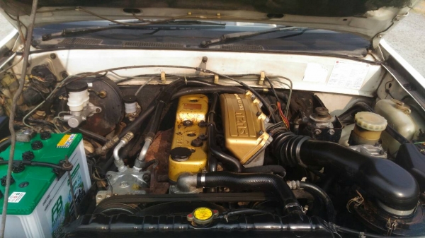 อีซูซุ4ประตูโฟวิน