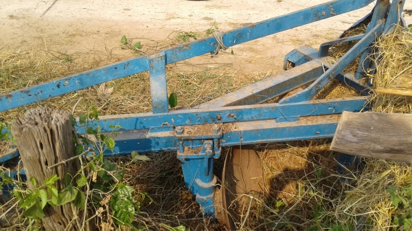 ขายตามสภาพพาน3ติดมากับรถไถฟอดร์