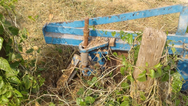 ขายตามสภาพพาน3ติดมากับรถไถฟอดร์