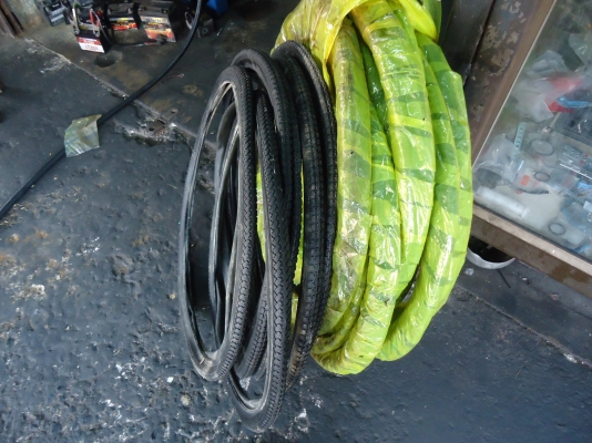 ยางนอกและยางในจักรยานโบราณ