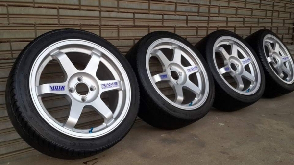 TE37 ขอบ 17 4รู100 แถมยาง พร้อมใช้งาน