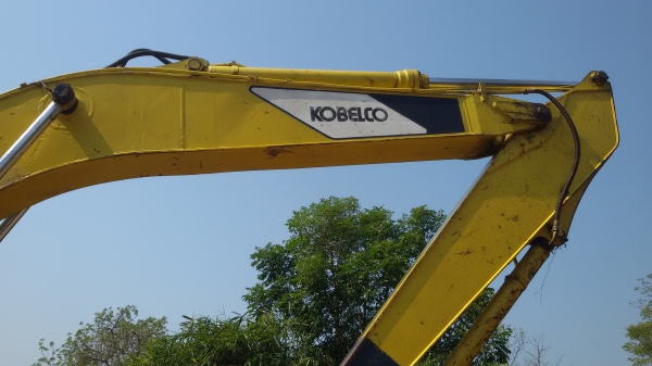 ขายแบ็คโฮ KOBELCO (sk200) msrk 3 รถแรงพร้อมใช้งาน
